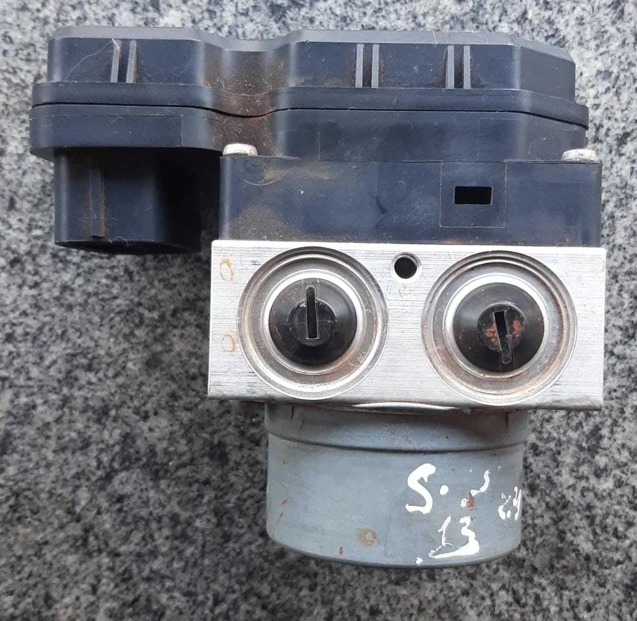 MODULO ABS S-10 CS 2.4 2013 52047710