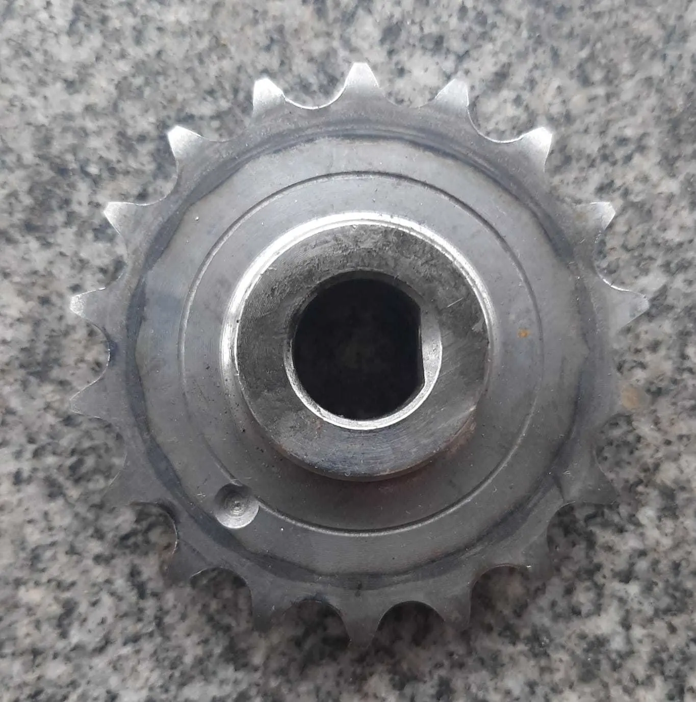 Engrenagem Eixo Balanceador Lê Hyundai Hr/k2500 2.5 16v