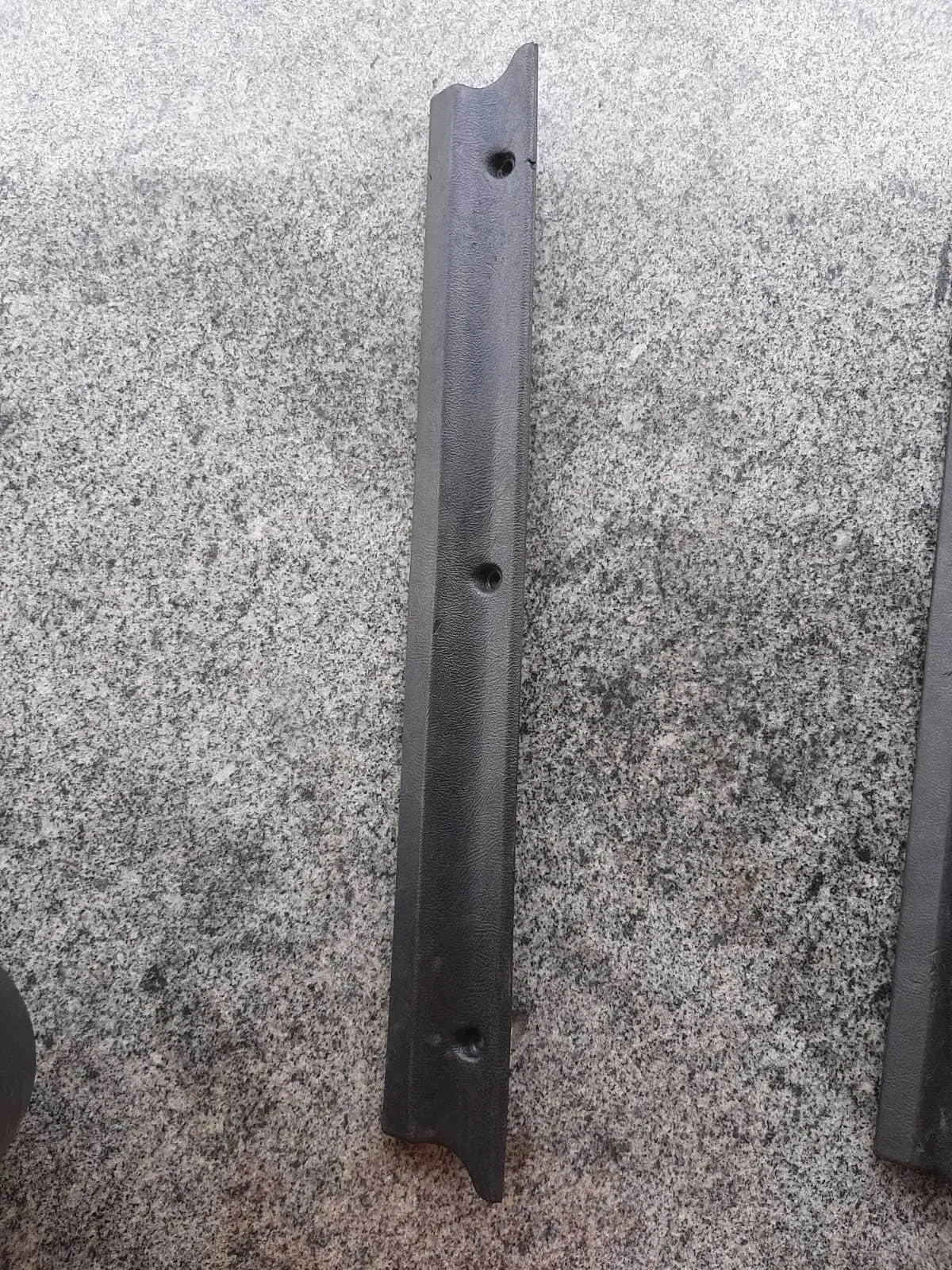 Soleira Porta Traseira Ld Ford Ranger F87s-35113228-ab Origi