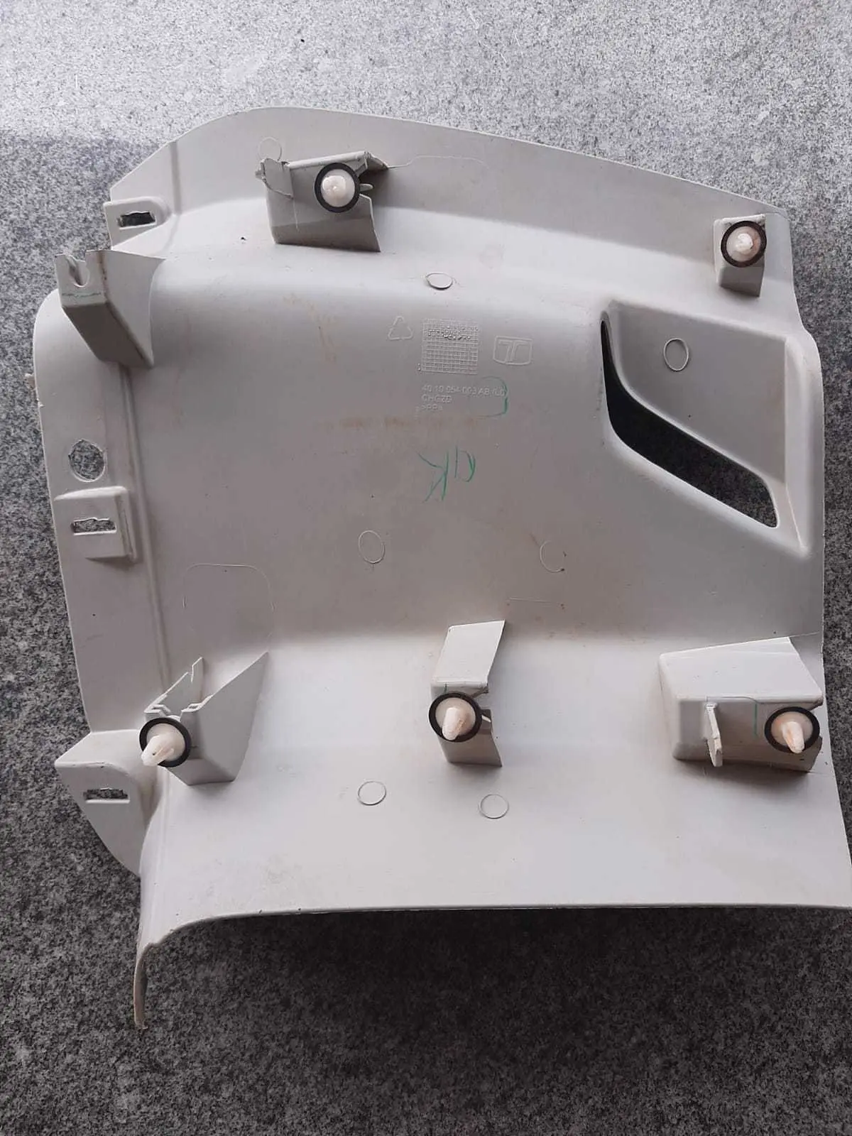 Moldura Interna Traseira Direita Troller T4 3.2