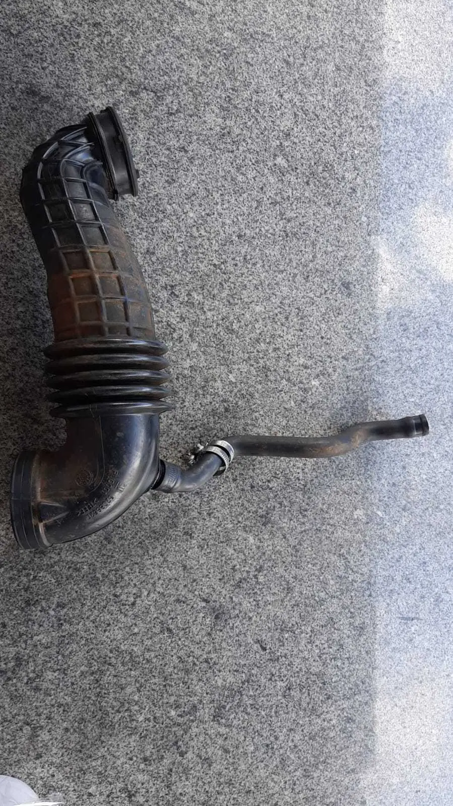 Mangueira Saída Filtro Ar S-10 Trailblazer 12/22 52086620