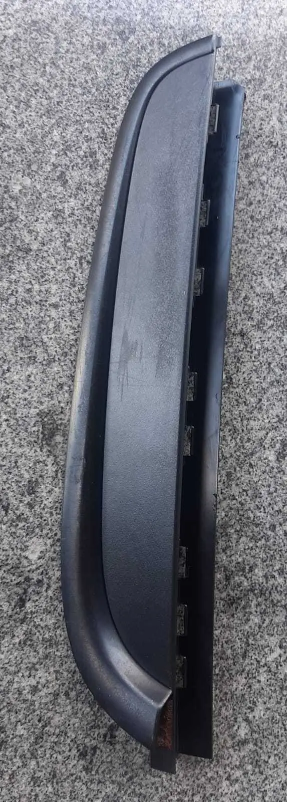 Moldura Lateral Da Porta Traseira Direita Ranger 13/18