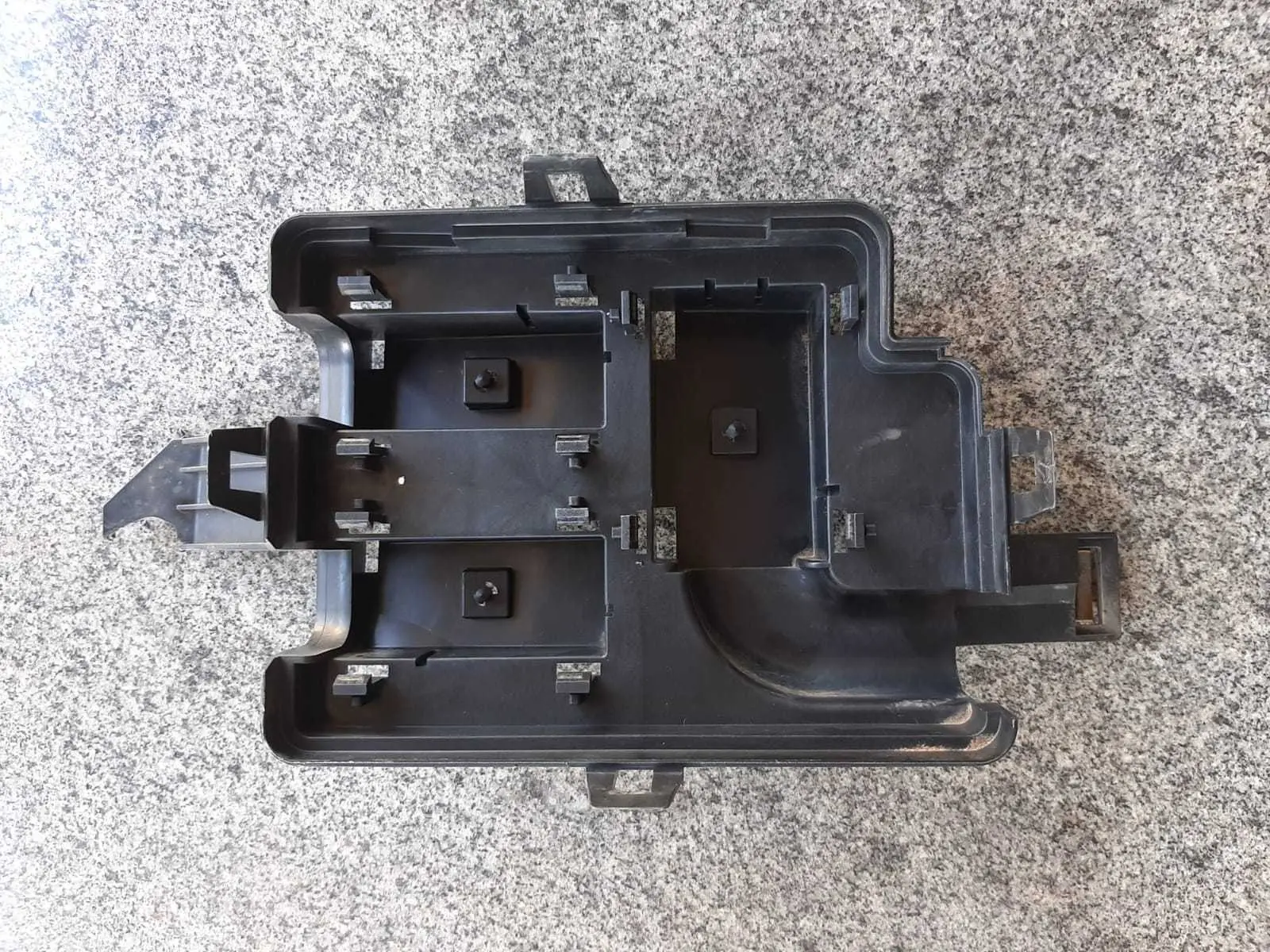 SUPORTE CAIXA FUSÍVEL S-10 LT 2.8 200CV
