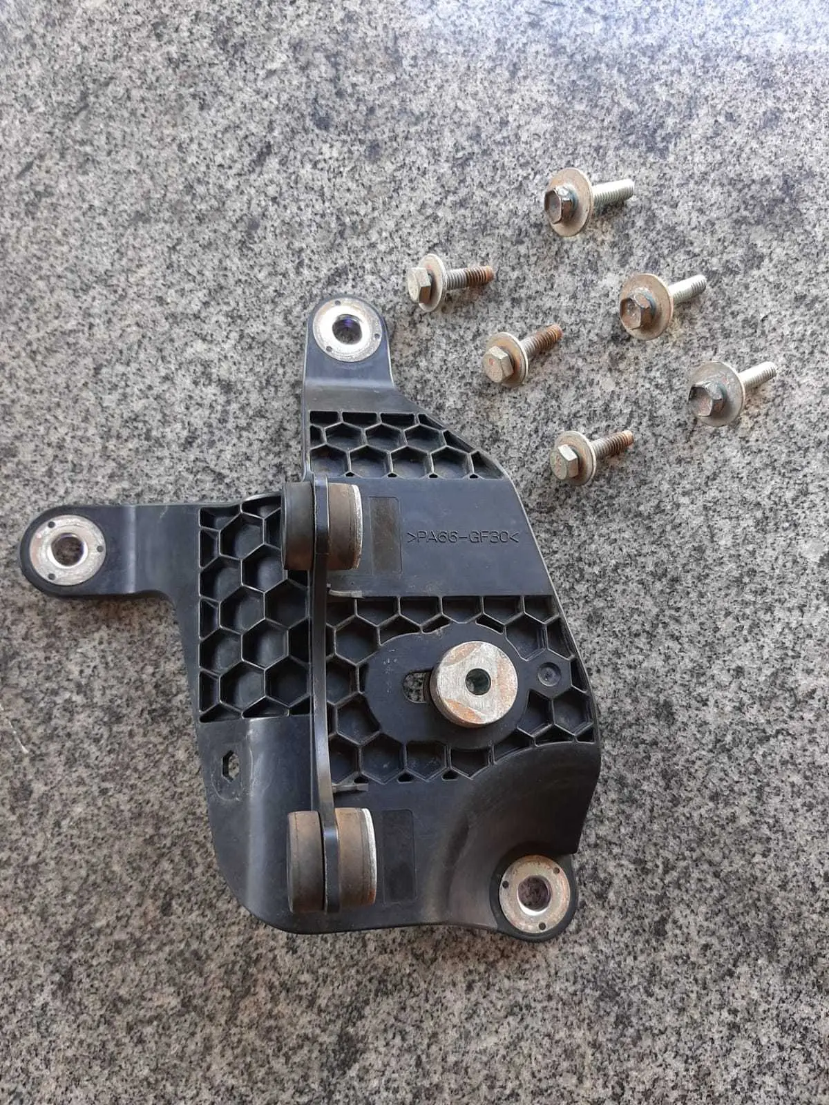 SUPORTE MÓDULO FREIO ABS S-10 LT 2.8 200CV 14/22