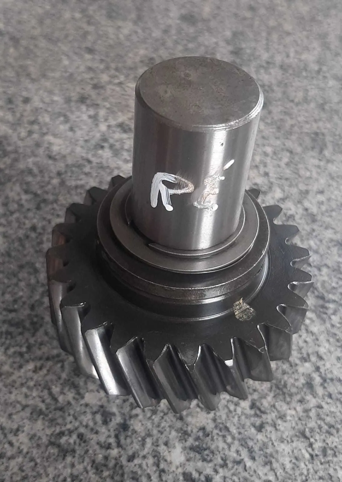 ENGRENAGEM INTERMEDIÁRIA RÉ CÂMBIO MAZDA S-10
