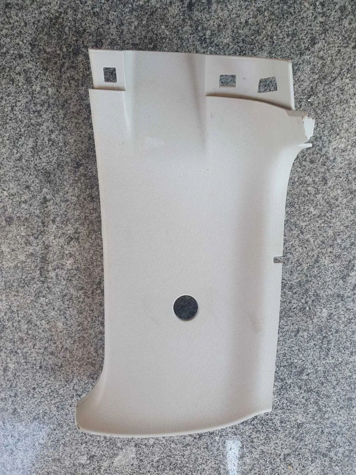 Acabamento Console Lateral Esquerdo S-10 12/22 631170032