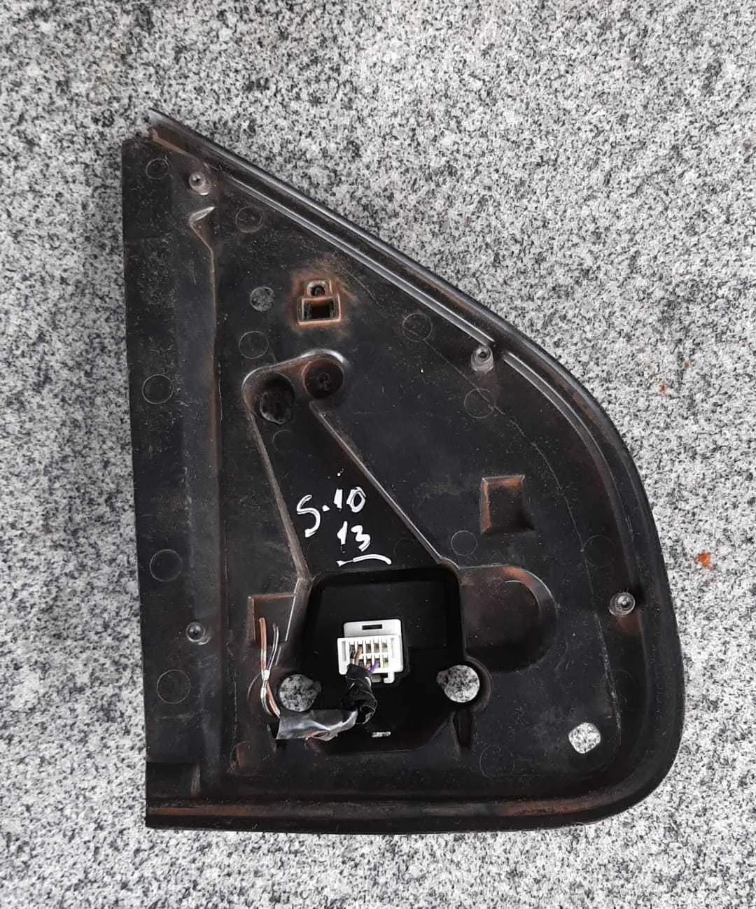ACABAMENTO MOLDURA ESPELHO DIREITO S-10