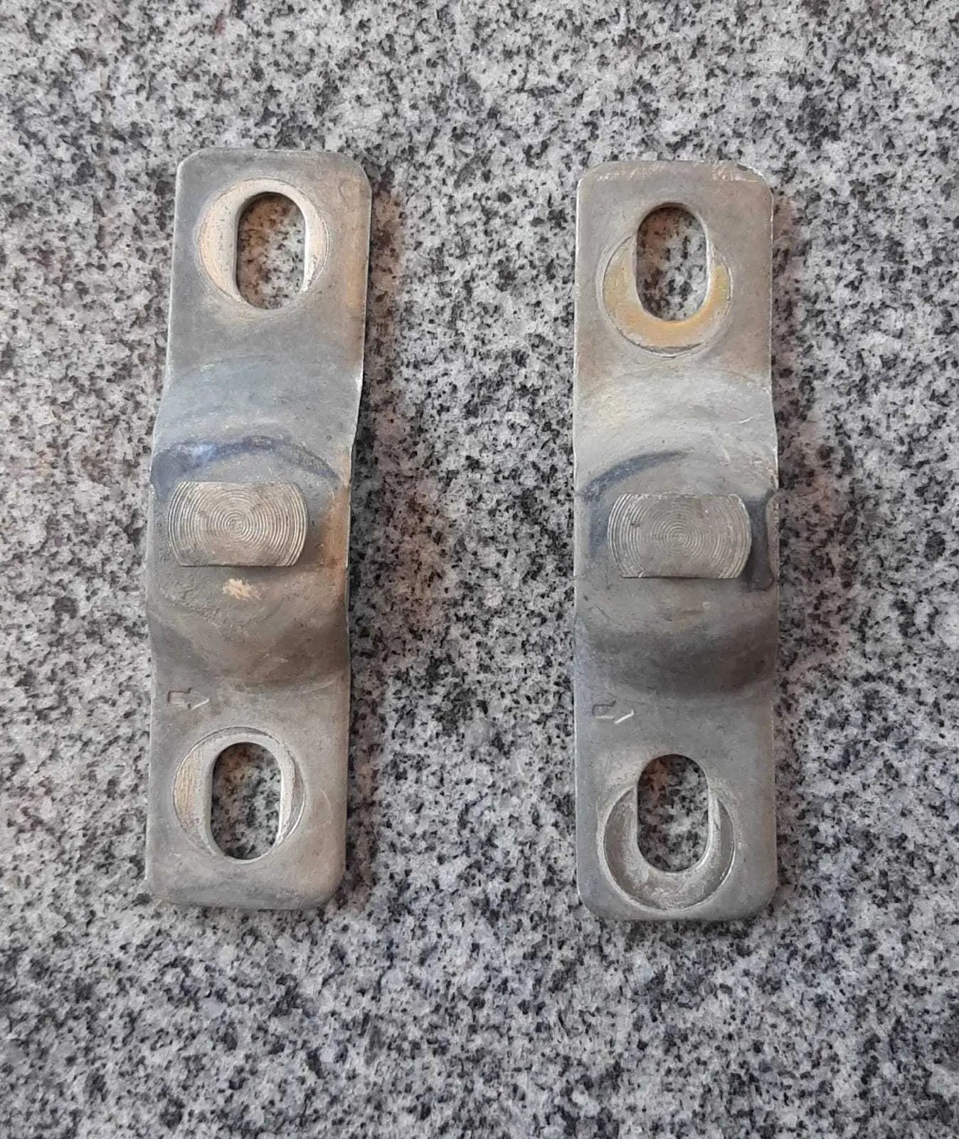 Par Gancho Suporte Caçamba S-10 Flex 4x4 13/22