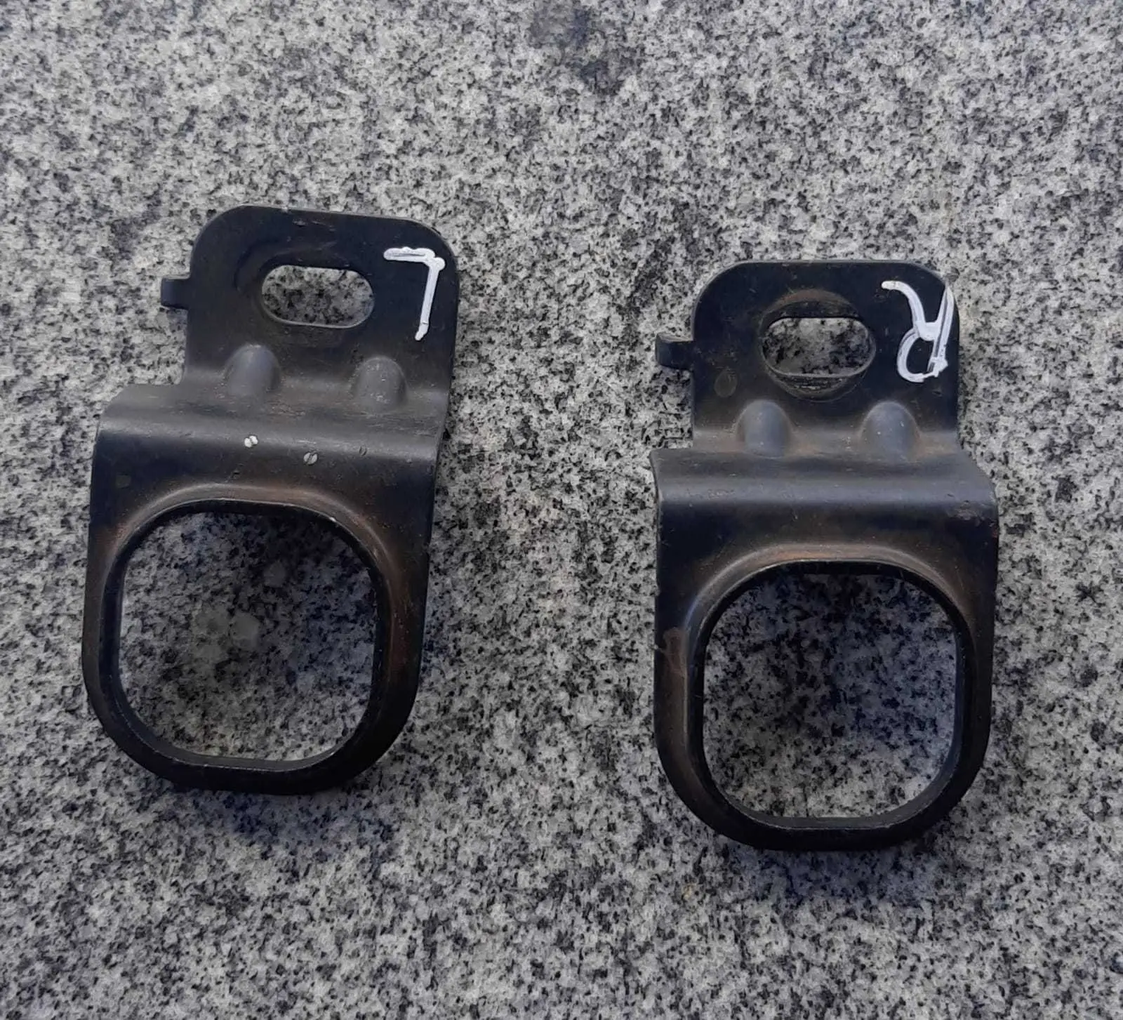 Suportes Par Radiador S-10/trailblazer Gm 52498331