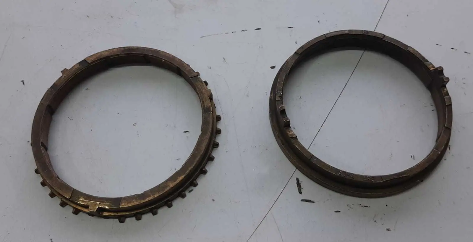 2 SINCRONIZADO CAMBIO HILUX 3.0 05/15