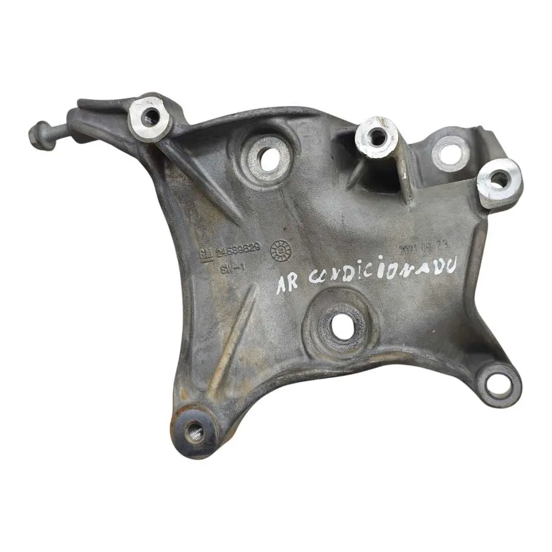 SUPORTE COMPRESSOR AR CONDICIONADO GM S-10 2.8 2022 24589829